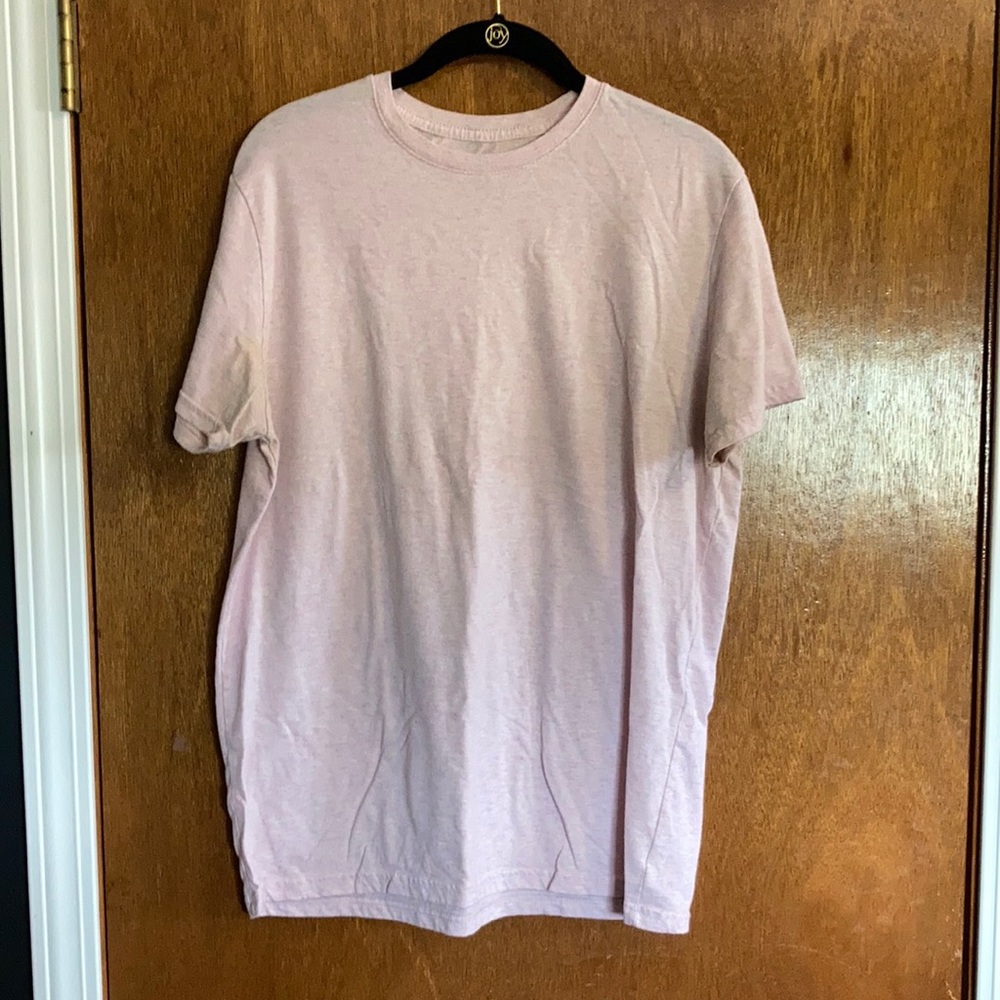 Pink tee